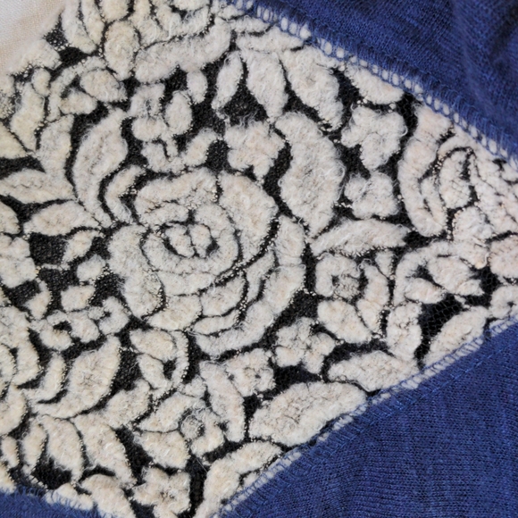 Sanctuary Top - Picture 4 of 8